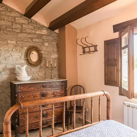 Cal Carulla Country house